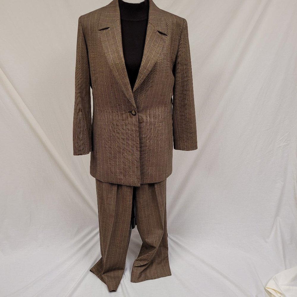 Dana Buchman Brown Pleated Fully Lined Pantsuit